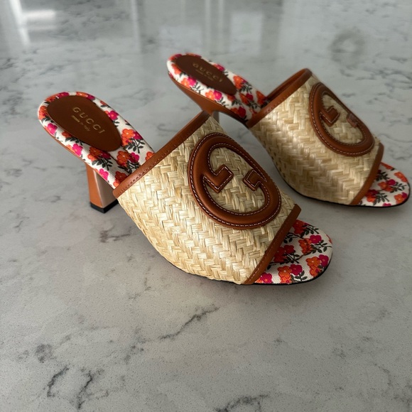 Gucci Mabel raffia slide sandals - Picture 2 of 9